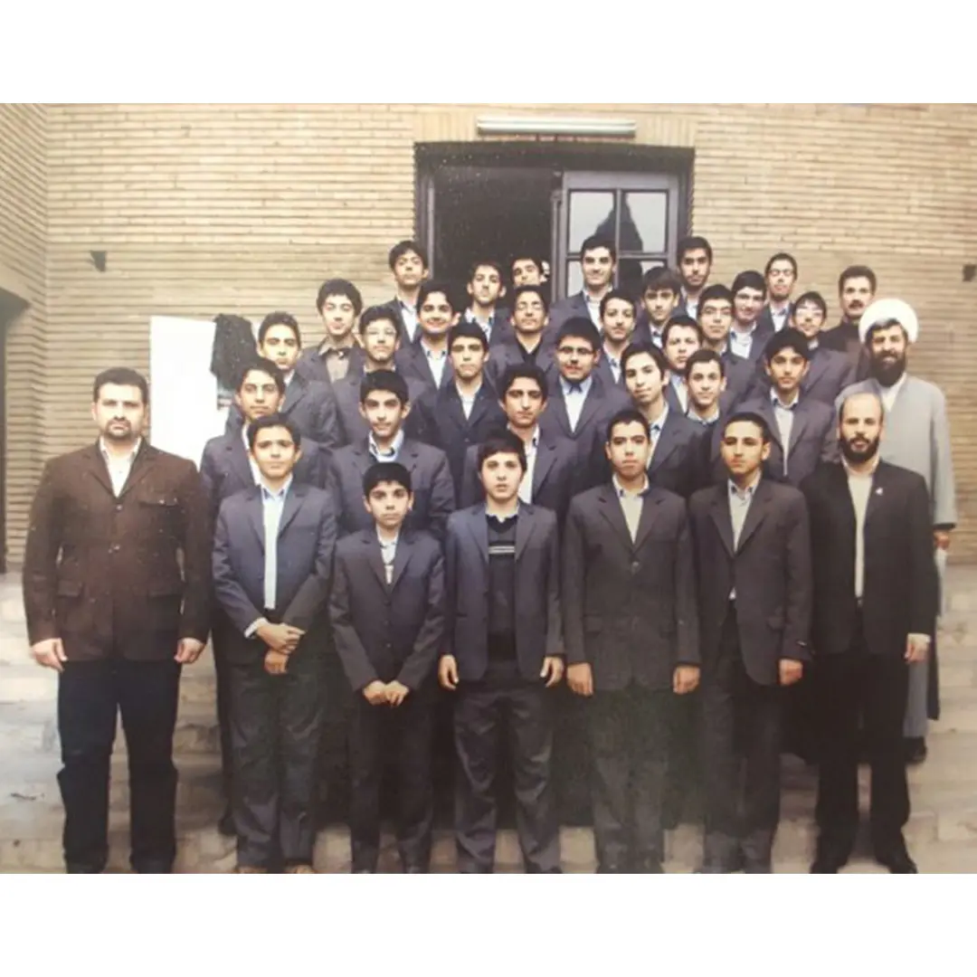 عکس گروهی بهراد در کالج البرز